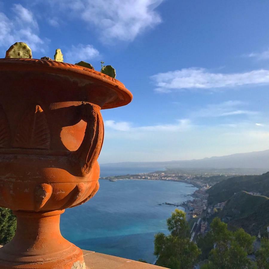 Ferienwohnung Baia dei Delfini Taormina Exterior foto