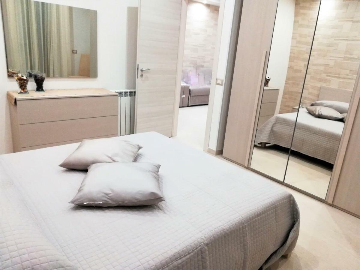 Ferienwohnung Baia dei Delfini Taormina Exterior foto