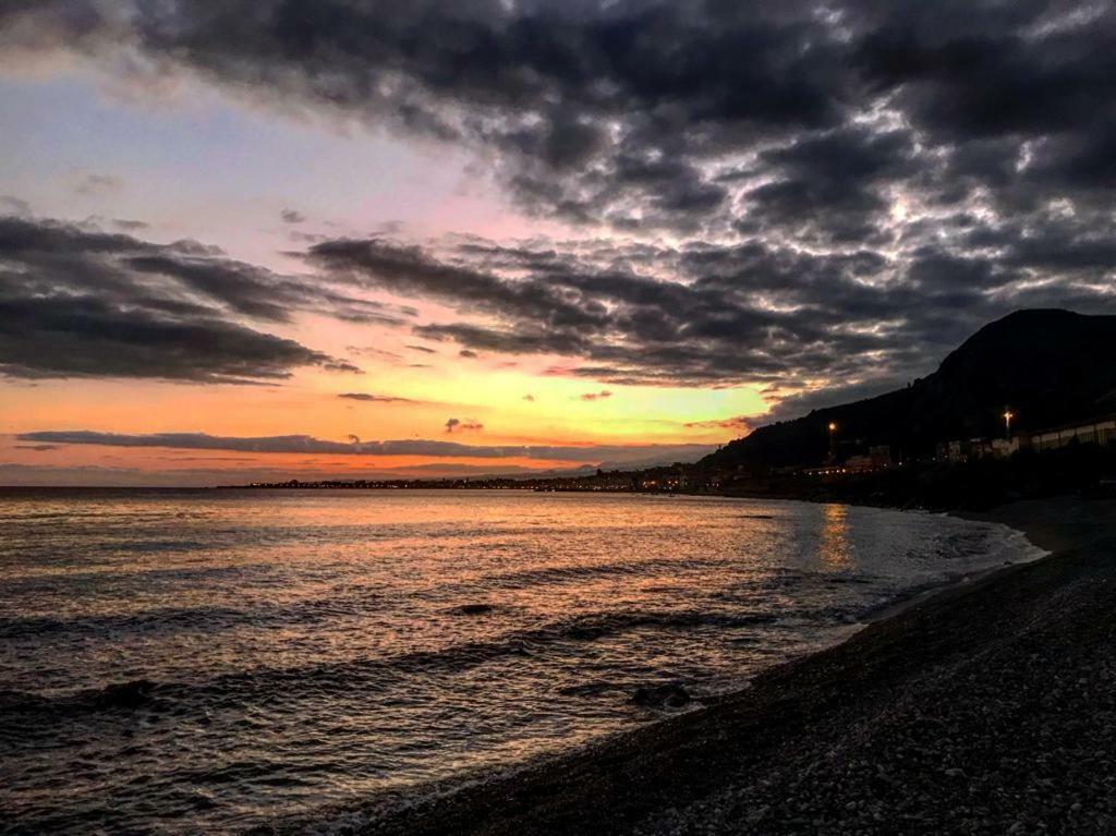 Ferienwohnung Baia dei Delfini Taormina Exterior foto