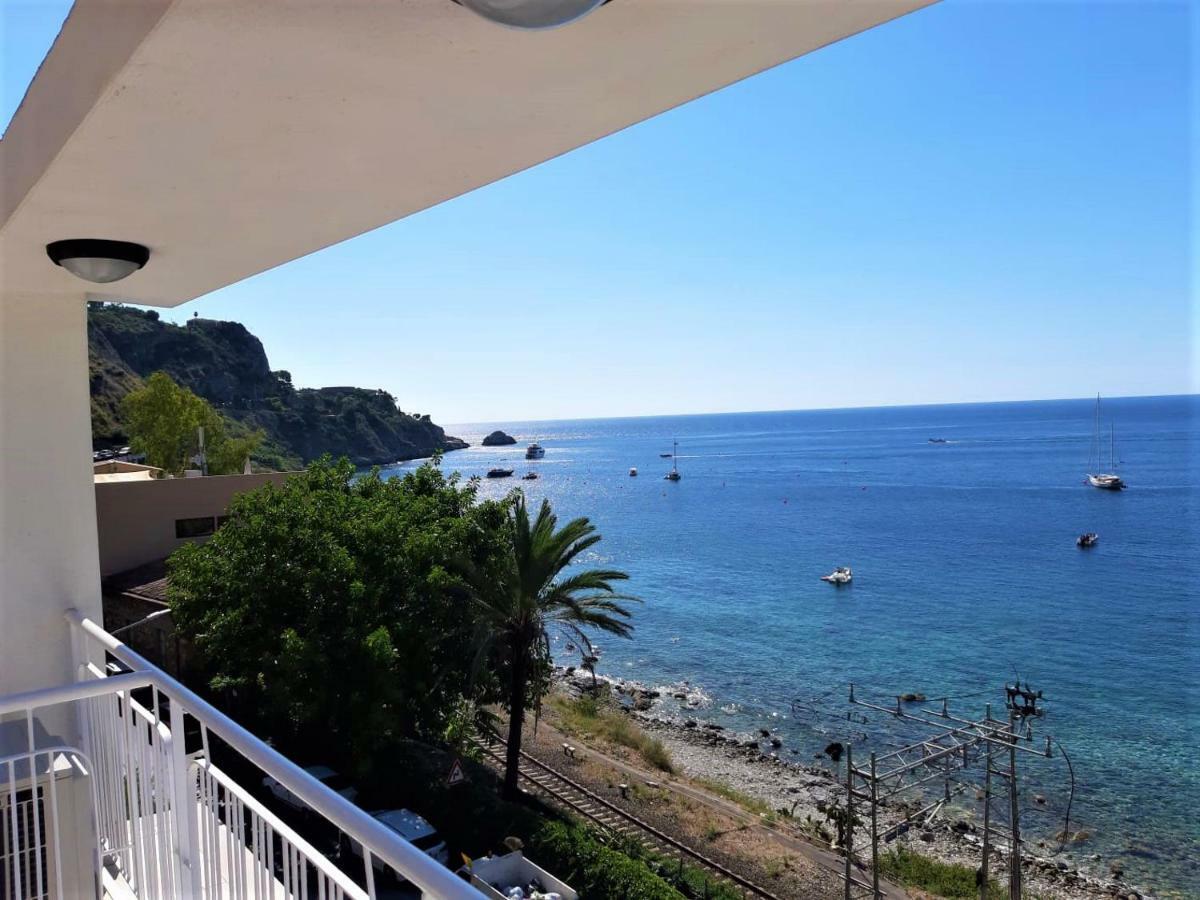 Ferienwohnung Baia dei Delfini Taormina Exterior foto