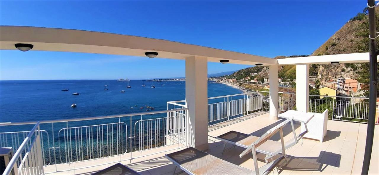 Ferienwohnung Baia dei Delfini Taormina Exterior foto
